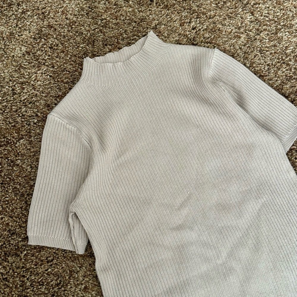 Women's T-shirt size S